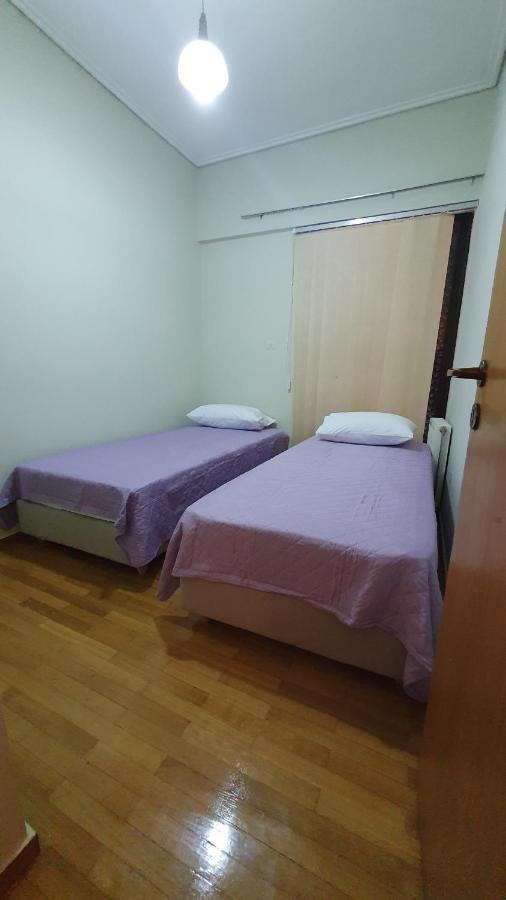 Spacious View Of Central Square Kalamata Bagian luar foto